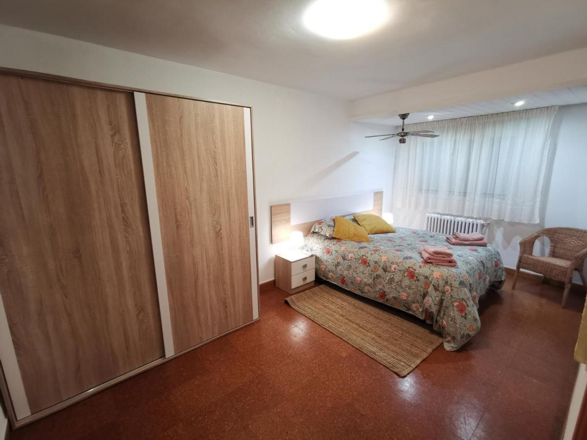 Comoda Vivienda En Huesca Extérieur photo