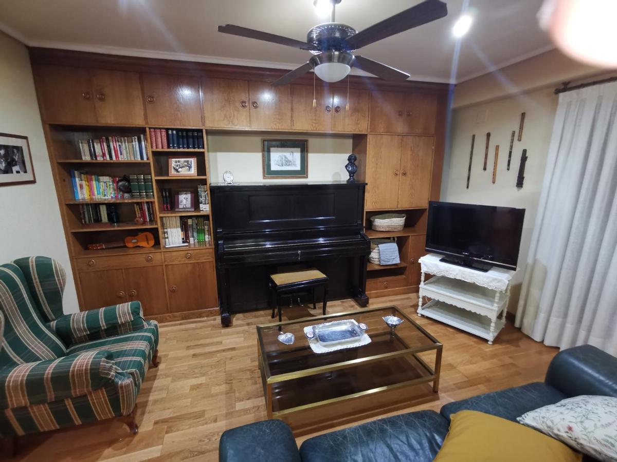 Comoda Vivienda En Huesca Extérieur photo